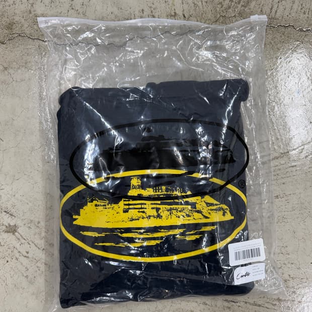 코르테이즈 corteiz 알카트라즈 후드티 옐로우