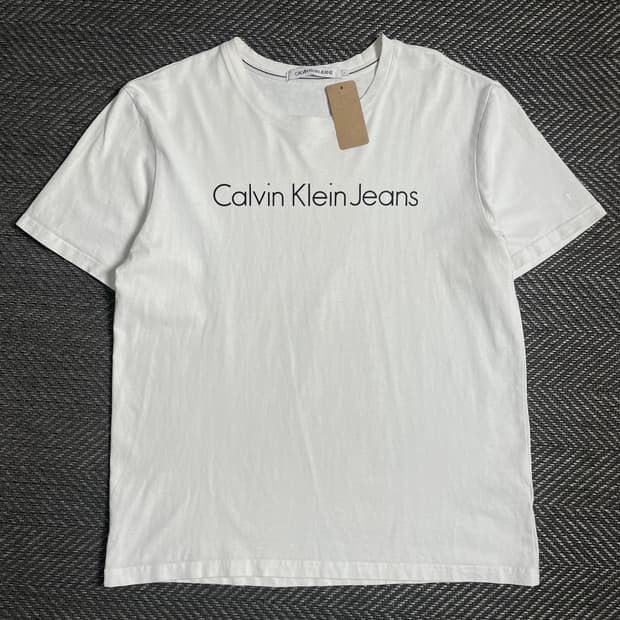 캘빈클라인 스펠아웃 화이트 반팔 티셔츠o 4928