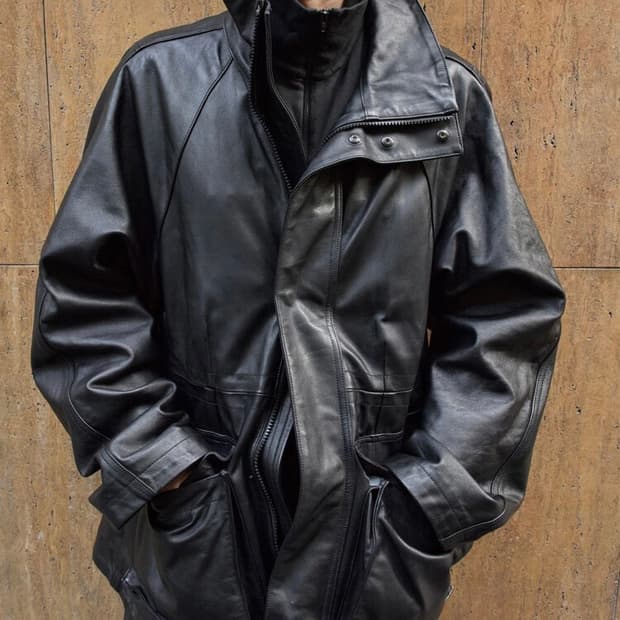 [2] Mudule leather parka