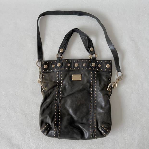 마이클코어스(MICHAEL KORS) 레더 스터드 토트 숄더백