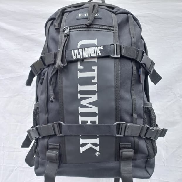 얼티메이크 검정 백팩