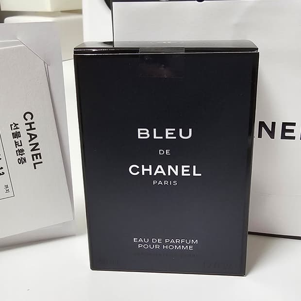 블루드샤넬 오 드 빠르펭 50ml (미개봉, 교환권 포함)