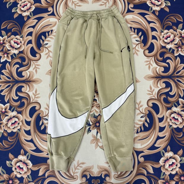 (M)나이키 Nike 빅스우시 조거팬츠(올리브)