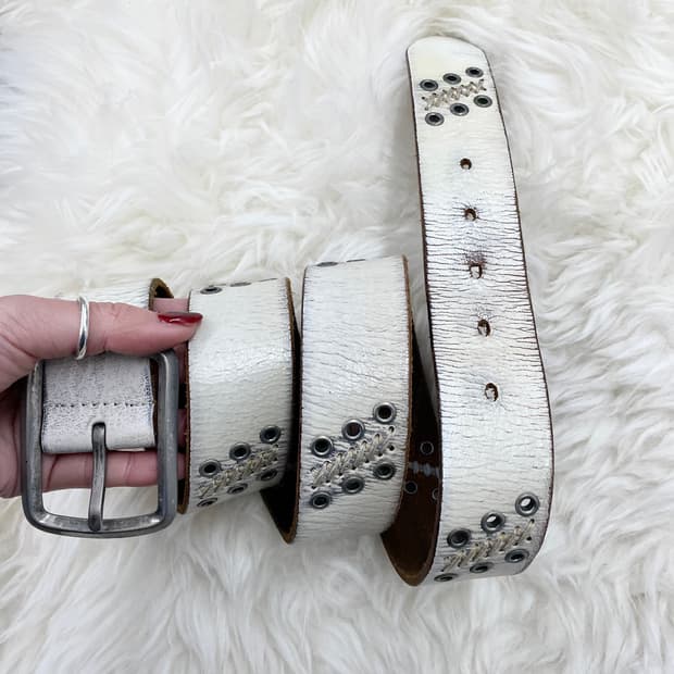 리얼레더 그런지 스티치 펀칭 버클 벨트