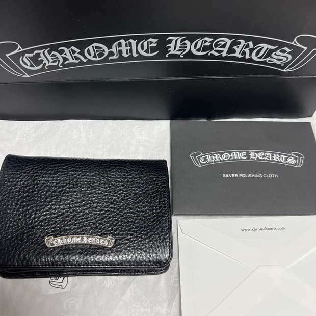 새상품 크롬하츠 스크롤라벨 지갑 