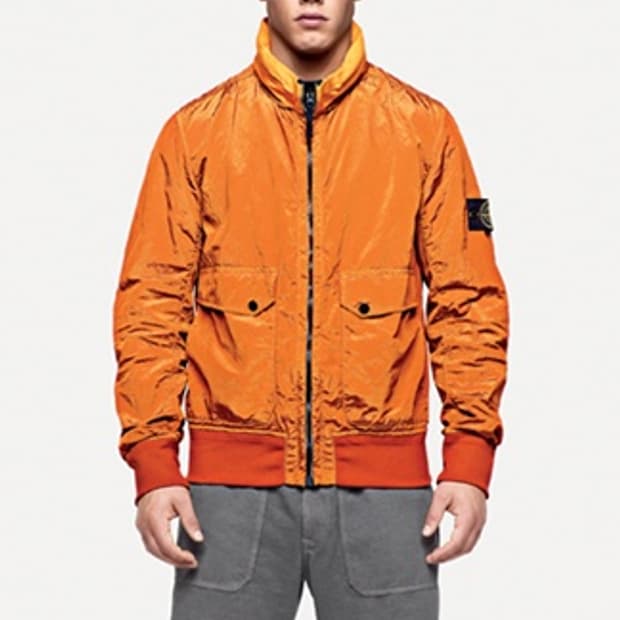 정품 스톤아일랜드 나일론 메탈 오렌지 색상 자켓 S사이즈