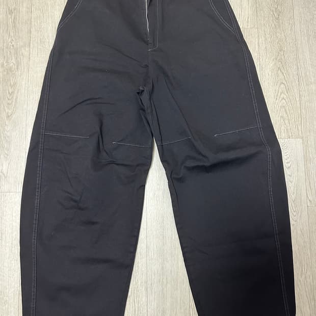 노매뉴얼 커브드 팬트