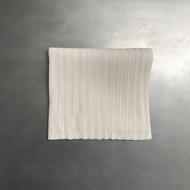 이세이미야케 플리츠플리즈 넥워머