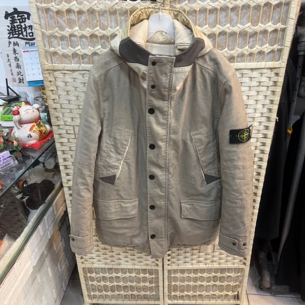 95-100 정품 스톤아일랜드 밀스펙 후드패딩 팝니다