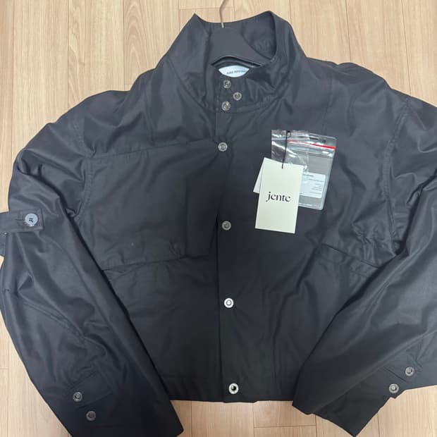 (50)kiko kostadinov meno crop jacket