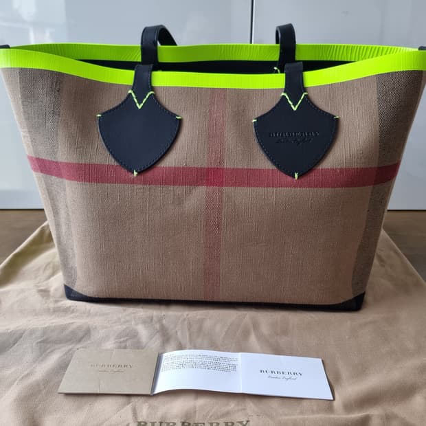 버버리 잉글랜드 토트백
