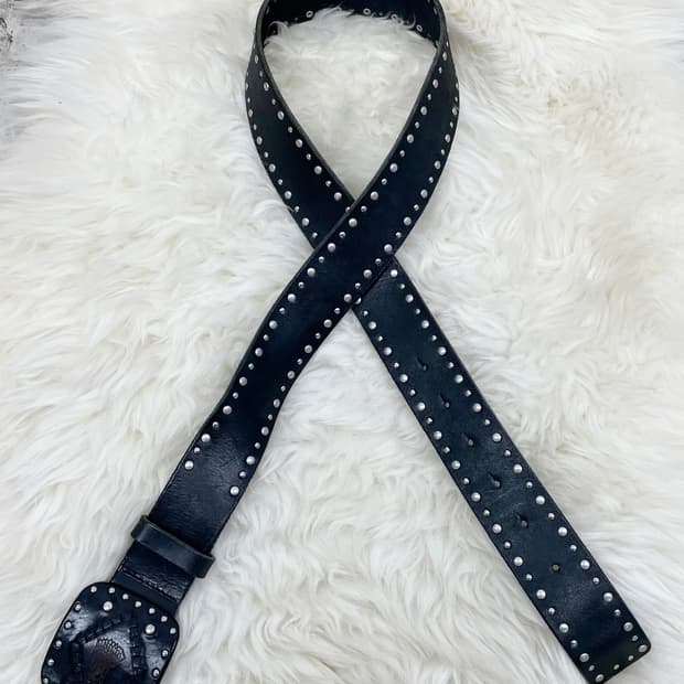 리얼레더 락시크 스터드 버클 벨트