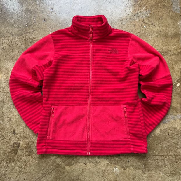 노스페이스 스트라이프 레드 플리스