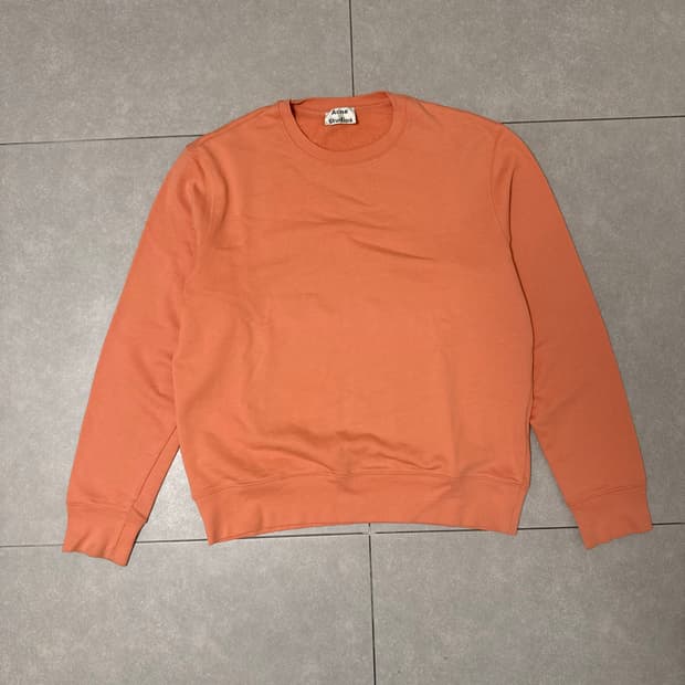 아크네 스튜디오 맨투맨 L