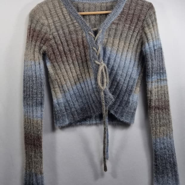 XS (44) 크롭 니트 가디건 파스텔톤