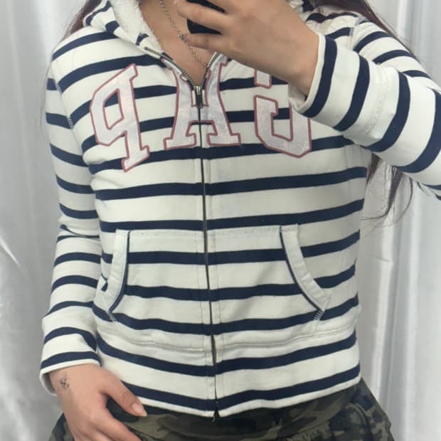 Gap Dangora Cropped Hooded Zip-Up