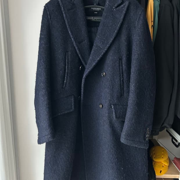 이스트로그 체스트 필드코트 헤어리울