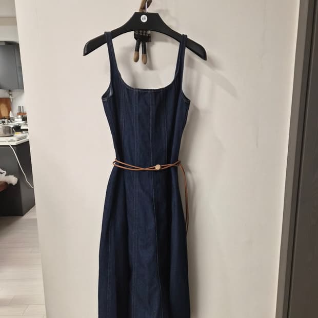 H&M 코르셋 라인 데님 미디 원피스 (EUR 34)