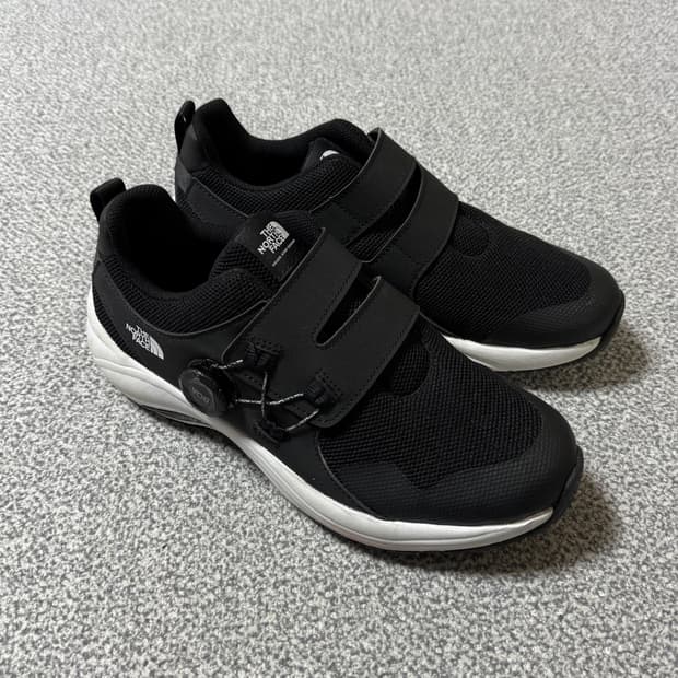 노스페이스 운동화 260