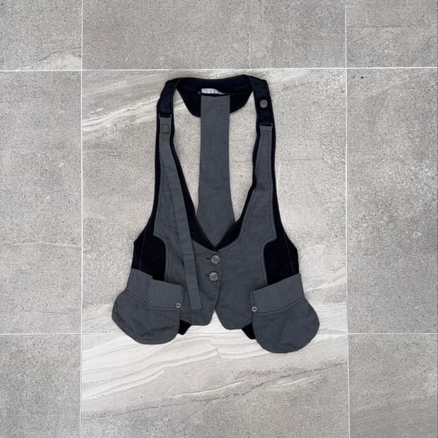 TANKUS charcoal pocket button vest