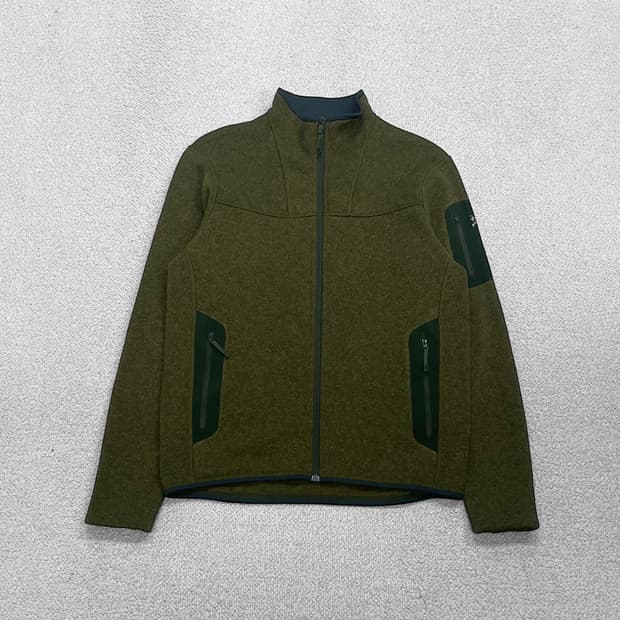 아크테릭스 포켓 로고 커버트 가디건 자켓 카키 그린