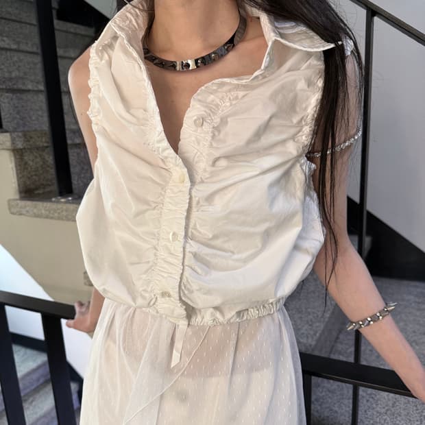 shirring sleeveless shirt