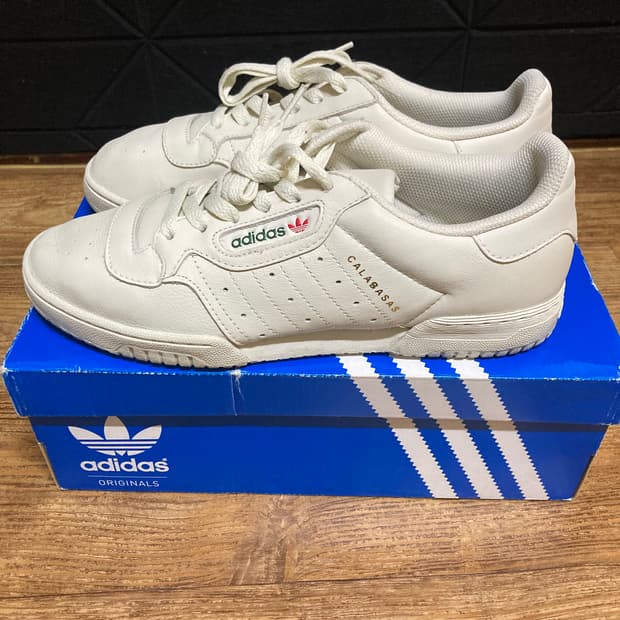 이지 아디다스 파워페이즈 칼라바사스 코어 화이트 OG