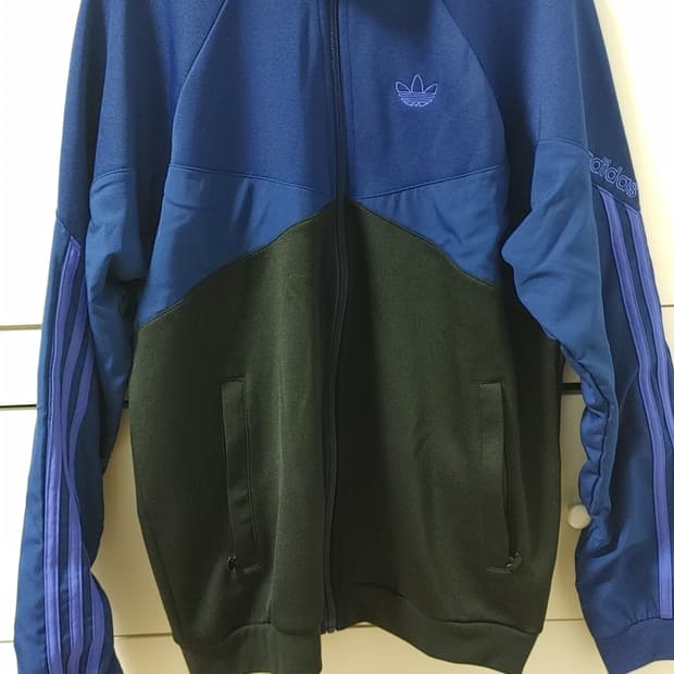 아디다스 블루/블랙 컬러 트랙탑 XL
