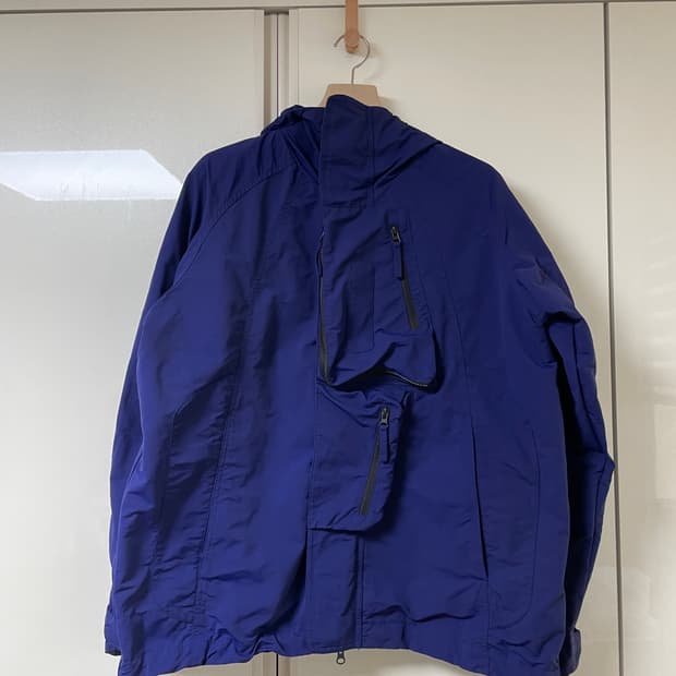 언더마이카 라이칸 리모주 21FW (레드 홀로 에디션) 1사이즈