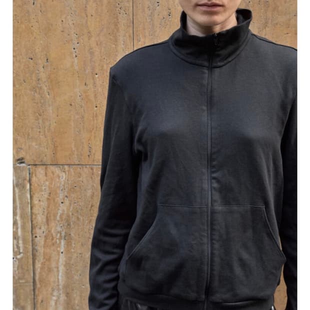 (3)머듈 넥집업 블랙