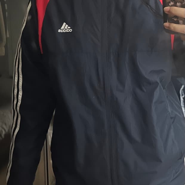 아디다스 바람막이 S