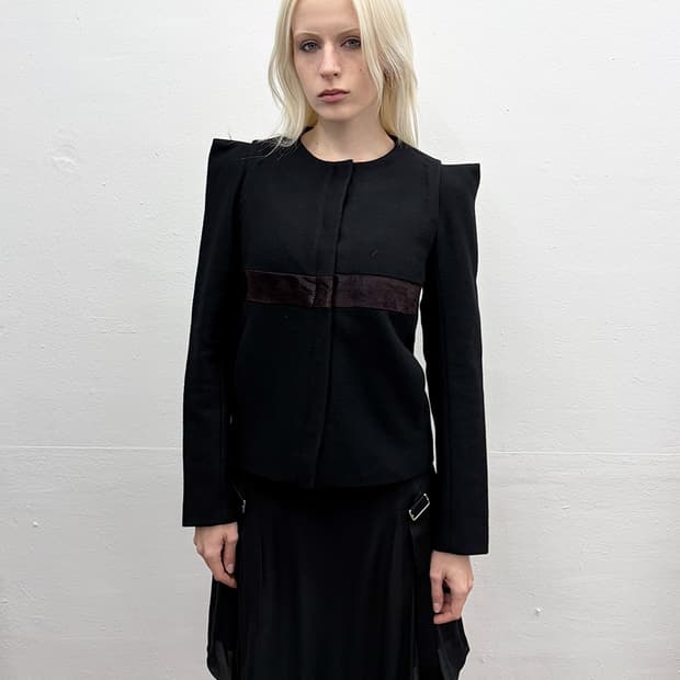 프렌치 디자이너 박스-숄더 울 자켓