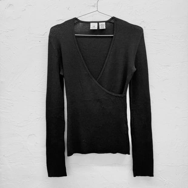 armani exchange 브이넥 랩 니트