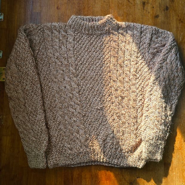 Virgin Wool 100% Italy Knit M size