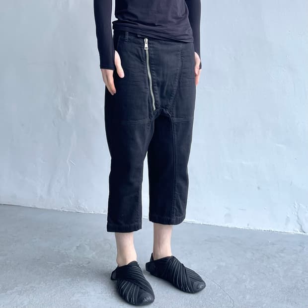 다이어트부처슬림스킨 비대칭 집업 크롭팬츠