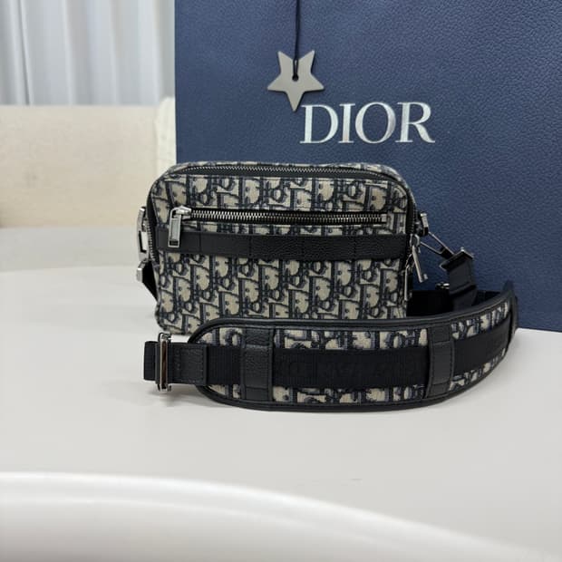 (당일출고) 디올 오블리크 사파리 메신저 백