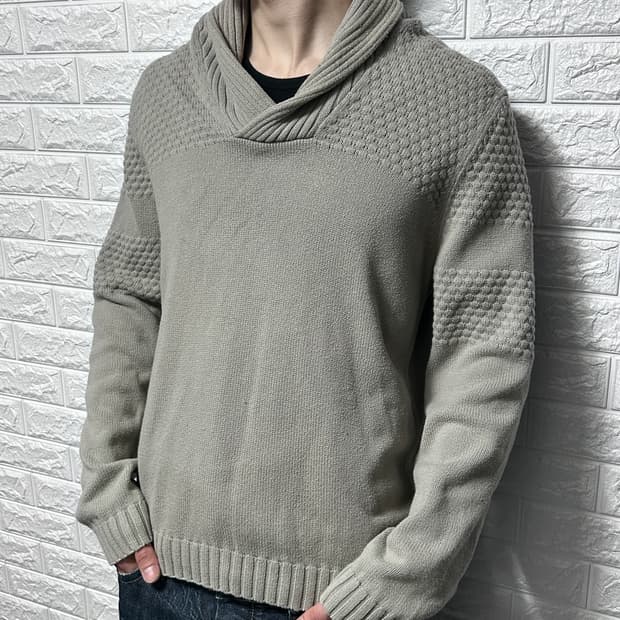 아르마니 익스체인지 숄 카라 니트