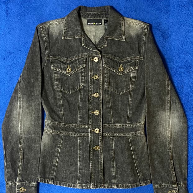 DKNY JEANS 블랙 데님 자켓 오네갸루 스타일