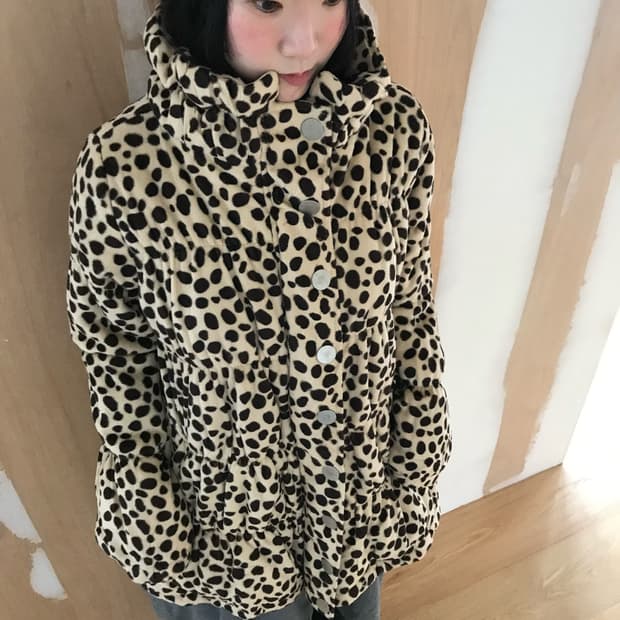 vintage leopard pattern jumper