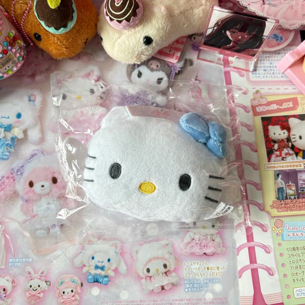 헬로키티 날개 천사 간호사 거울 키링