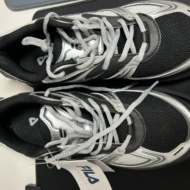 휠라 인터런 블랙실버 운동화 260