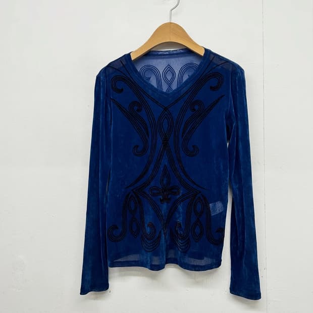 히로코 코시노 메쉬 탑