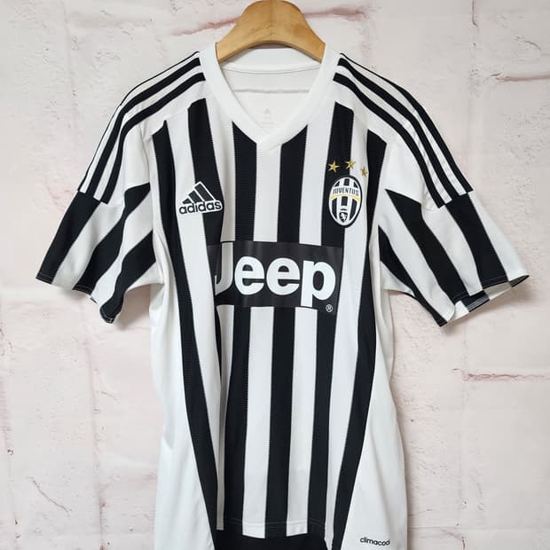 아디다스 유벤투스 홈 유니폼