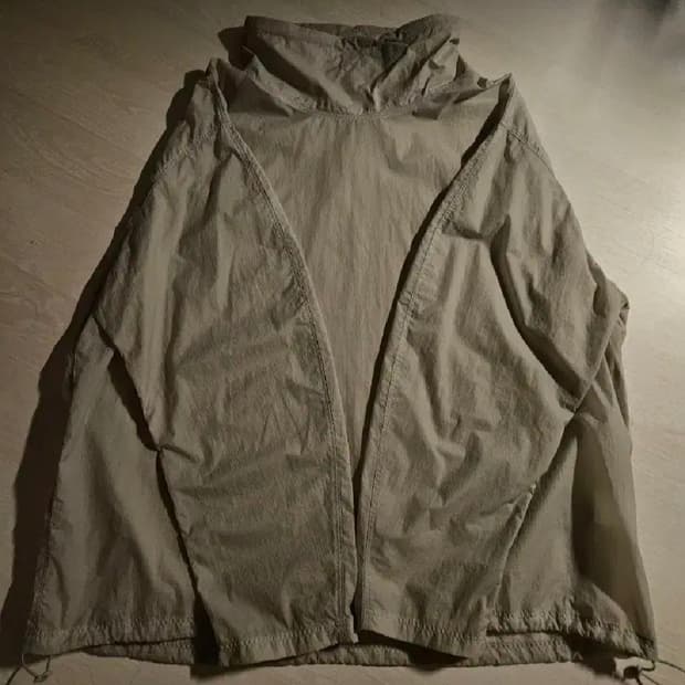 아모멘토 SHEER STRING ANORAK_GREY M