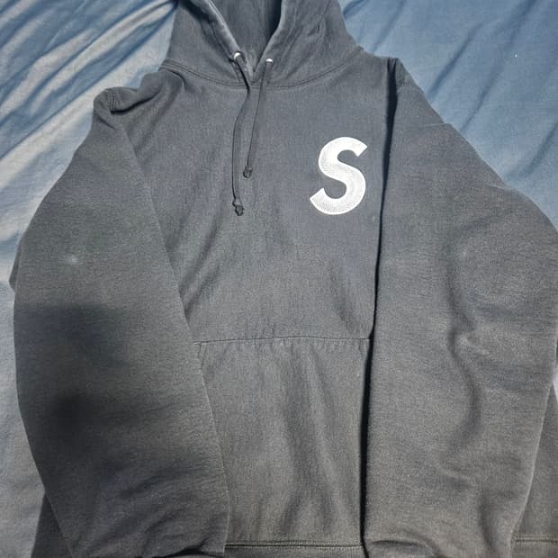 슈프림 후드티