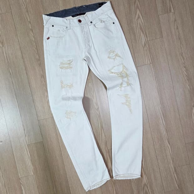 실카이 화이트 디스트로이드 데님 팬츠