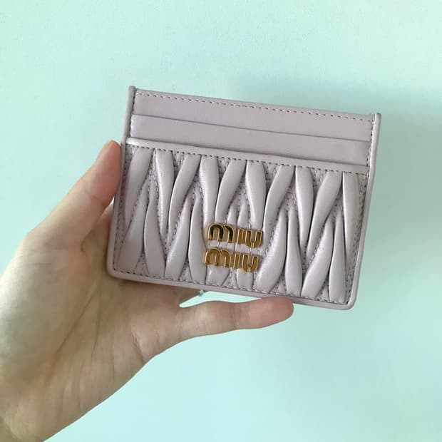 미우미우 마테라쎄 카드지갑