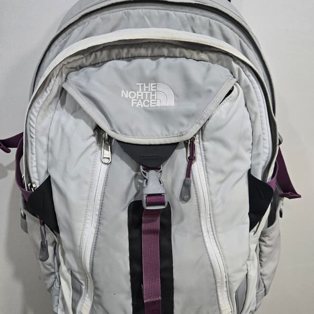 노스페이스 백팩 SURGE 