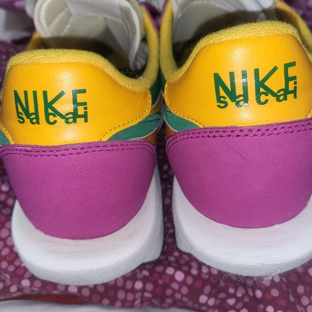 나이키x사카이 LD 와플 핑크그린