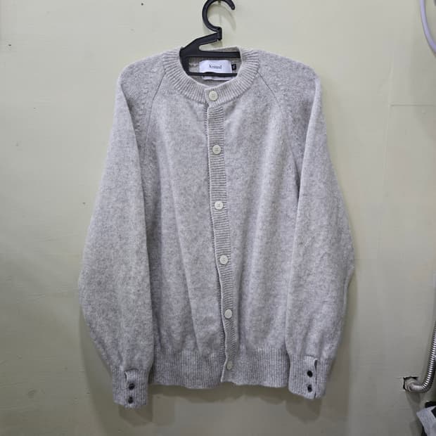 니티드 쉐기독 울 100% 라운드 가디건 (XL)